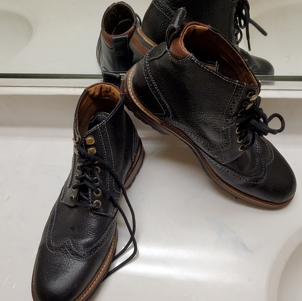 Florsheim Kilbourn Wing Tip Boot